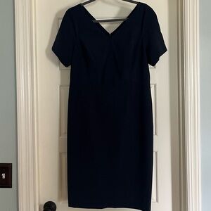 BANANA REPUBLIC Navy size 12P Lined Classic knee length dress